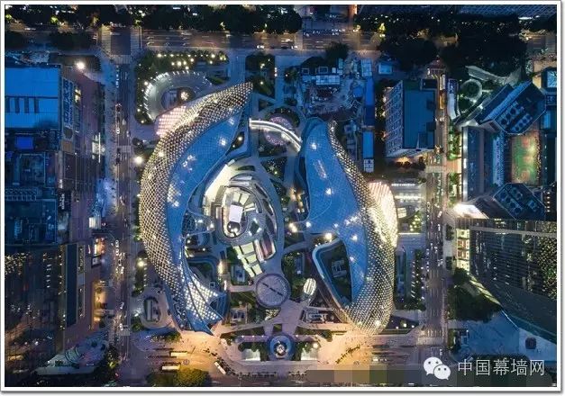 【工程】低层建筑代表——广州天环广场钢结构和曲面玻璃幕墙幻化唯美“双鱼座”